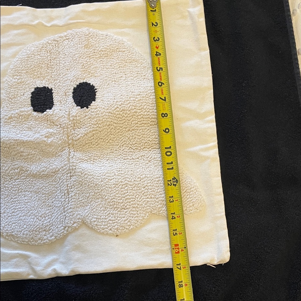 Ghost 3D Embroidered Pillow Cover new - Picture 5 of 6